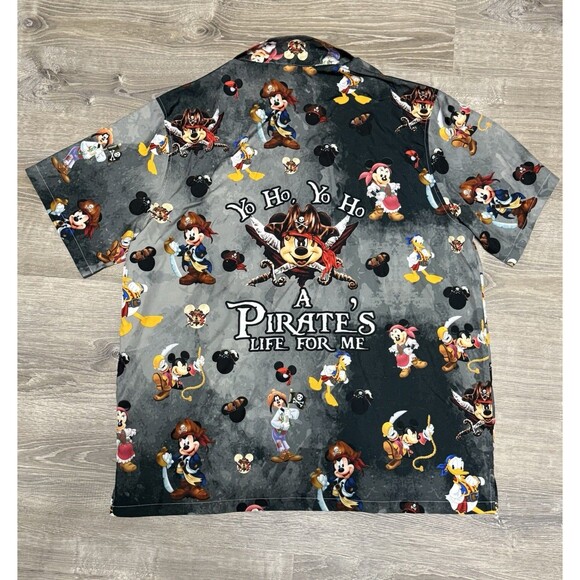 Disney Mickey & Friends “A Pirate’s Life for Me” Button-Up Shirt XL - Picture 2 of 4